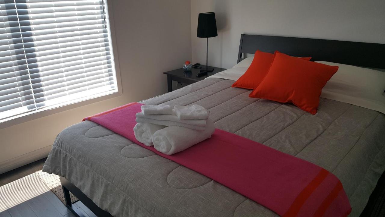 Luxury Igor And Gala Inn ไนแอการาฟอลส์ ภายนอก รูปภาพ